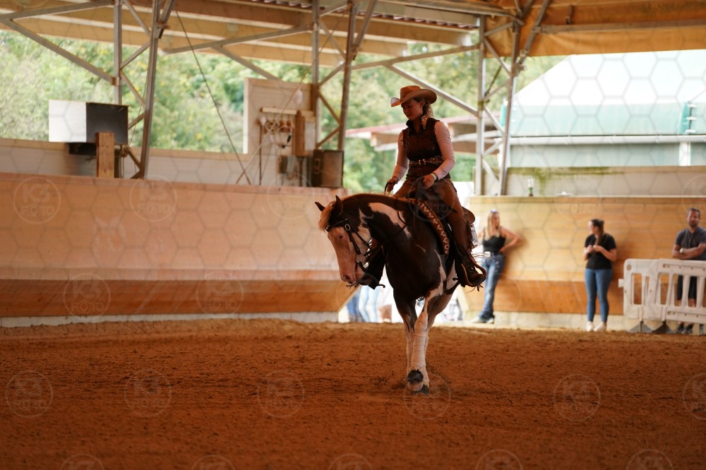 s_A_909806.JPG